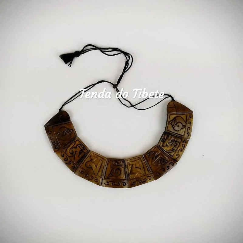 Colar osso Omanipadmehum